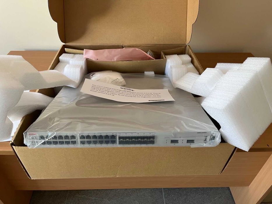 Коммутатор – AVAYA ERS 5530-24TFD