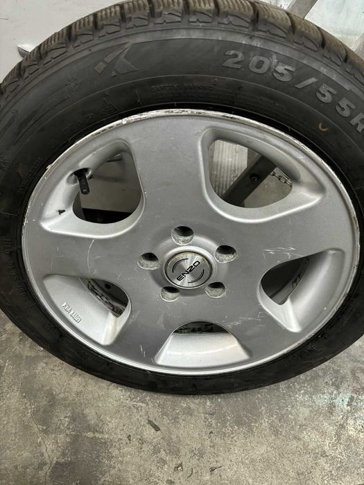 Felgi Aluminiowe 5x112 16 cali z oponami zimowymi