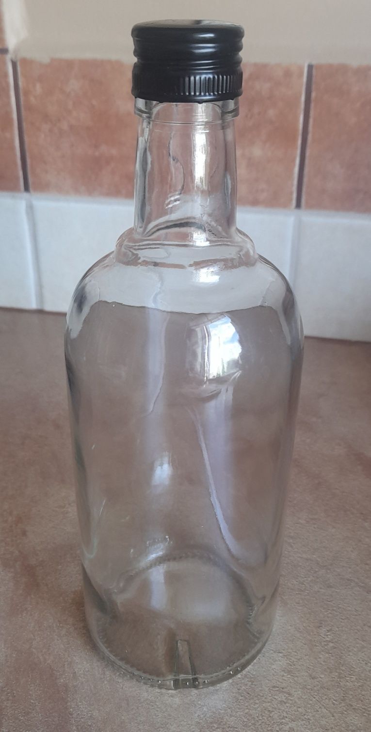 Butelki 0,7l z zakretkami
