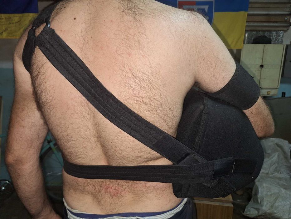 відвідна  шина для плеча від 45' до 75' Реабілітація переломів.