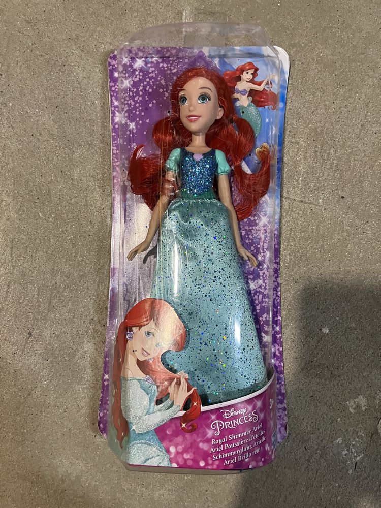 Hasbro Księżniczki Disneya Royal Shimmer Arielka
