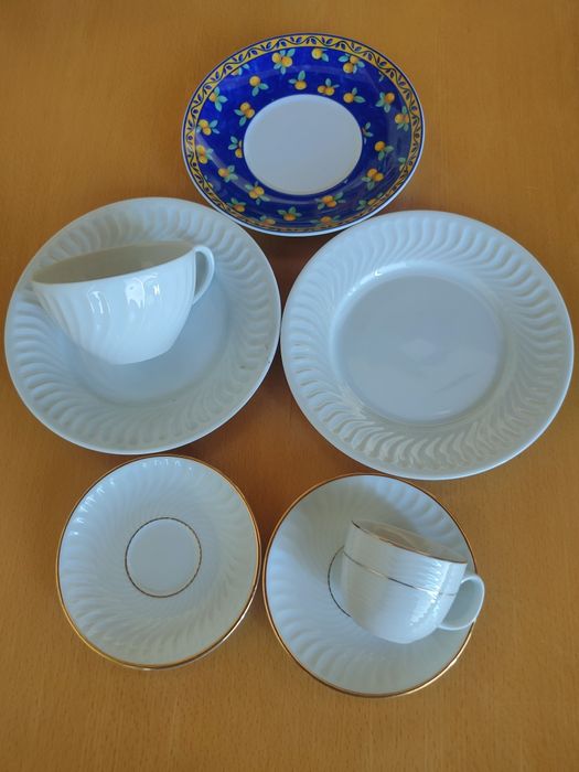 Conjunto de peças em cerâmica "EMA" da Vista Alegre.