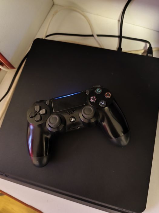 PlayStation 4 1tb