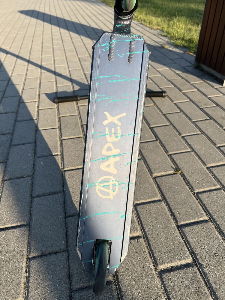 Hulajnoga  wyczynowa Apex doinwestowana zakupione Scootive