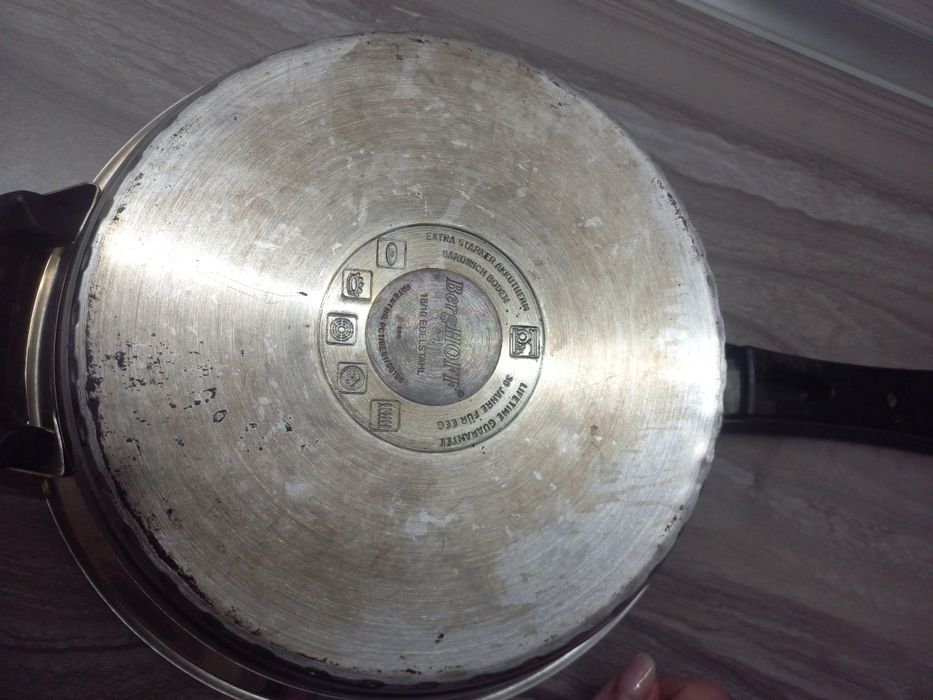 Сковорода пательня BergHOFF