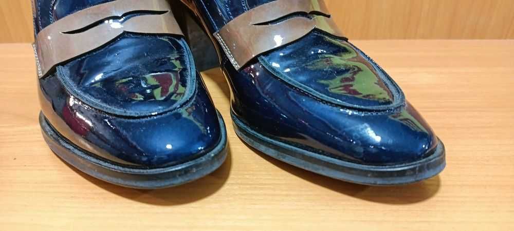 Лоферы кожаные  36 р. 23 см стелька , женские  туфли Испания Pertini
