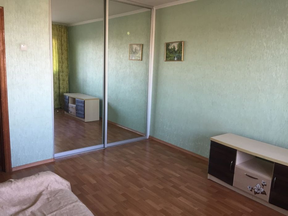 Продам 1к Березинка