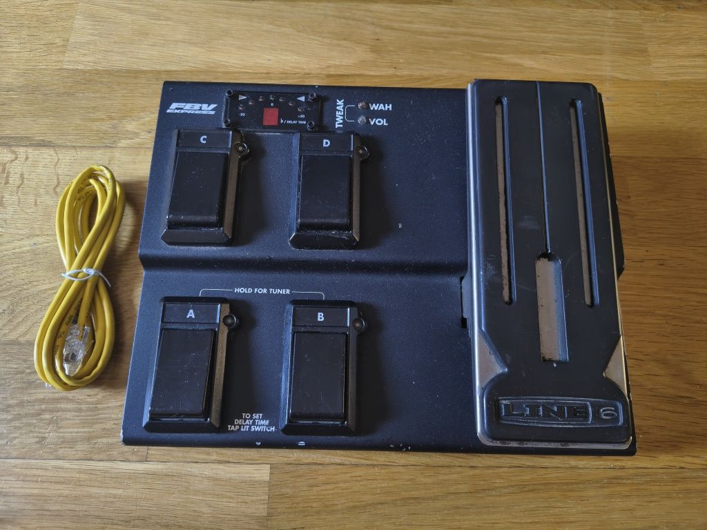 Wzmacniacz gitarowy z kontrolerem Line 6 Spider IV 15w + FBV Express
