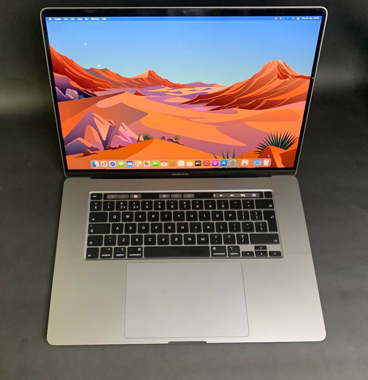 MacBook Pro 16 Mid 2019 Space (i9,16,1TB SSD) 830$ Гарантия Магазин