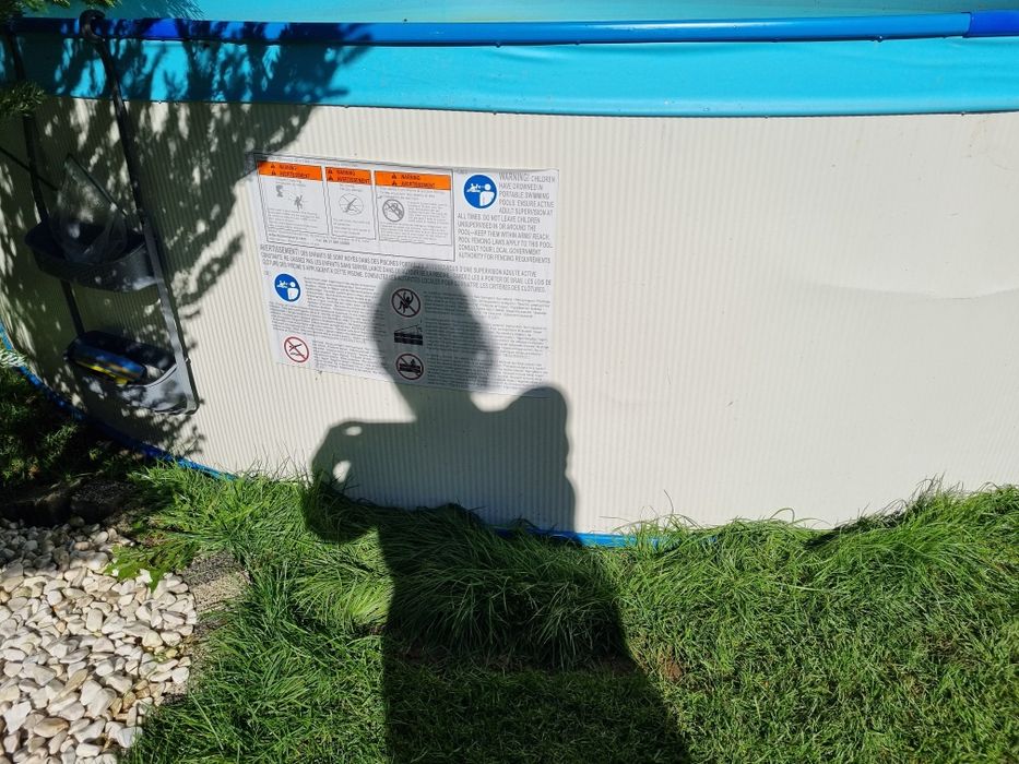 Basen całoroczny Bestway Hydrium z pokrywą drabinką  filtrem podkładem