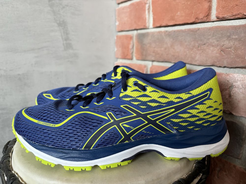 Asics Gel-Cumulus 19