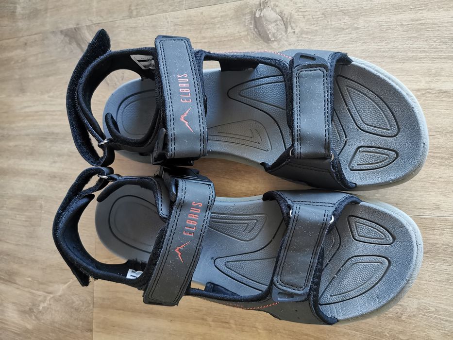 Elbrus, sandały, rozm 42.