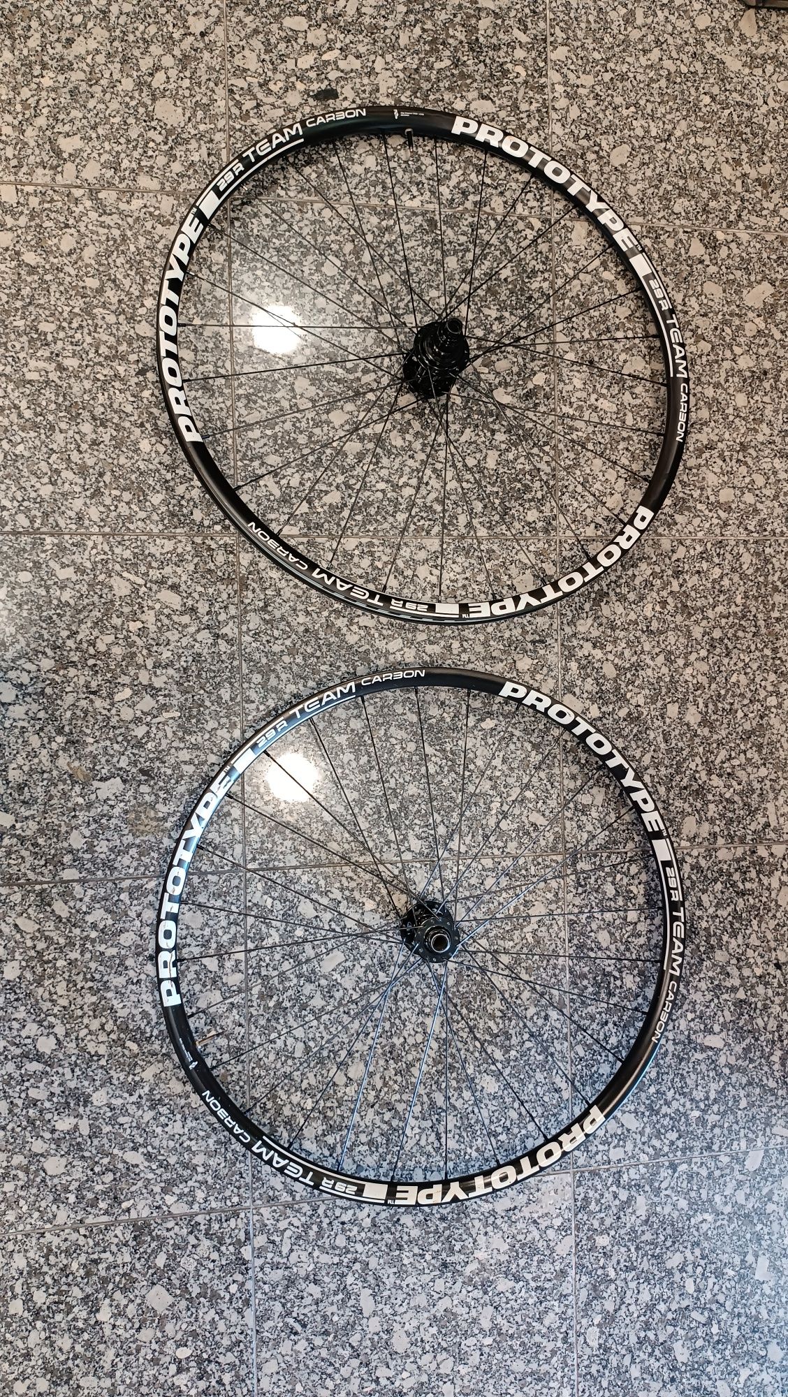 Prototype team Carbon