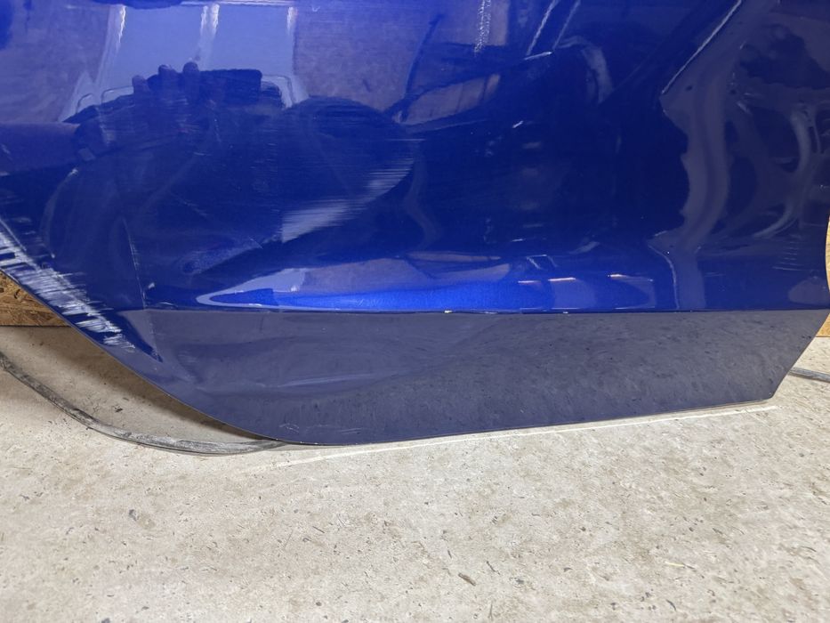 Tesla Model 3 двері задні праві