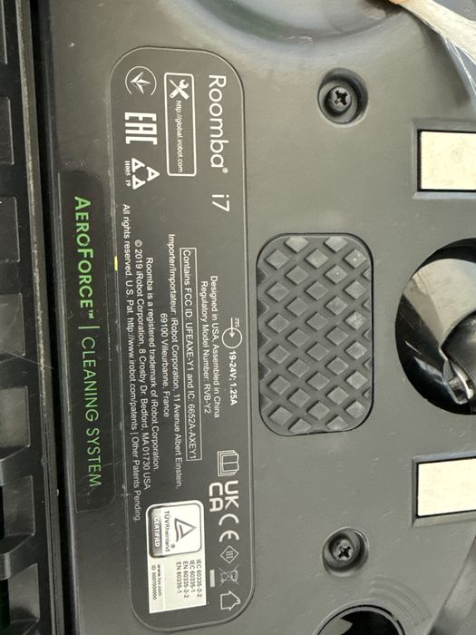 Aspirador iRobot Roomba i7