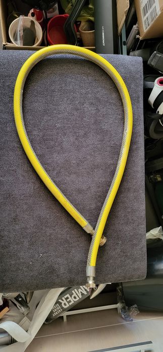 Wąż do gazu do kuchenki gazowej używany