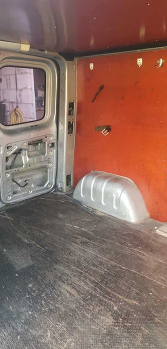 Sprzedam Opla Vivaro 1.9