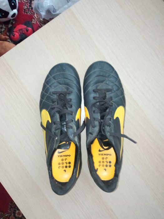 Буци для футболу.Nike.