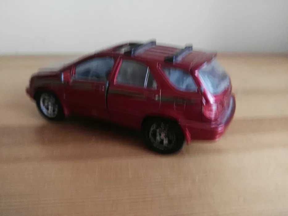 LEXUS RX - 1:38 - Model używany - Napęd Pull Back