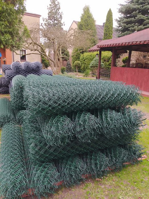 Siatka super mocna ocynk+pcv 2/3.1mm 1.5 - 13 zł Słupki 2m 33 zł/szt.