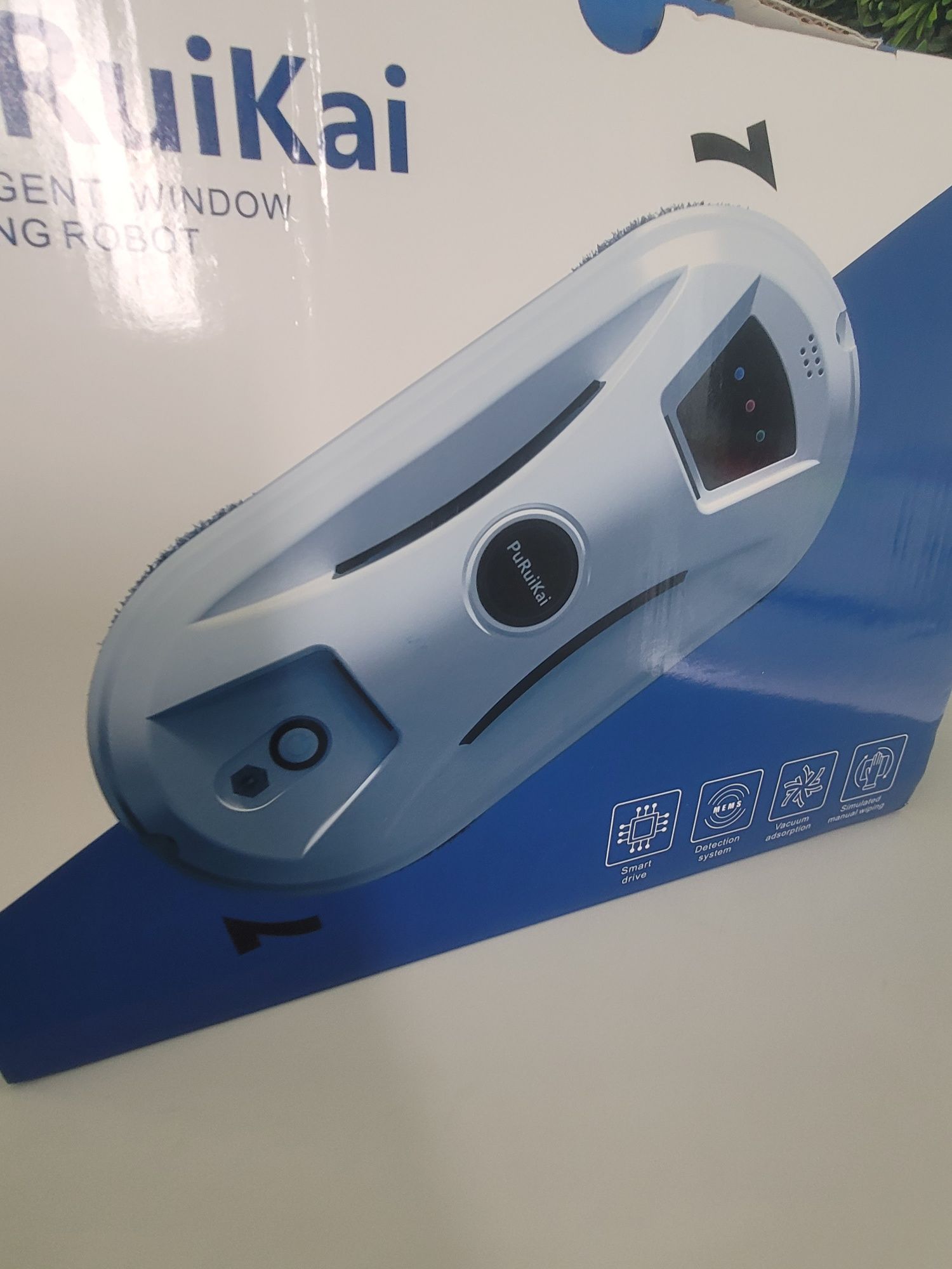Robot  do mycia  szyb i kafli TANIO