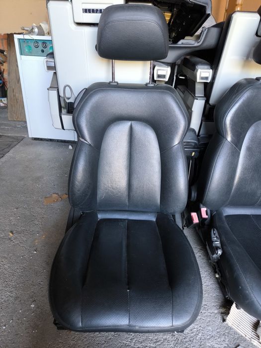 Estofos em pele Mercedes w208, CLK ano 2000