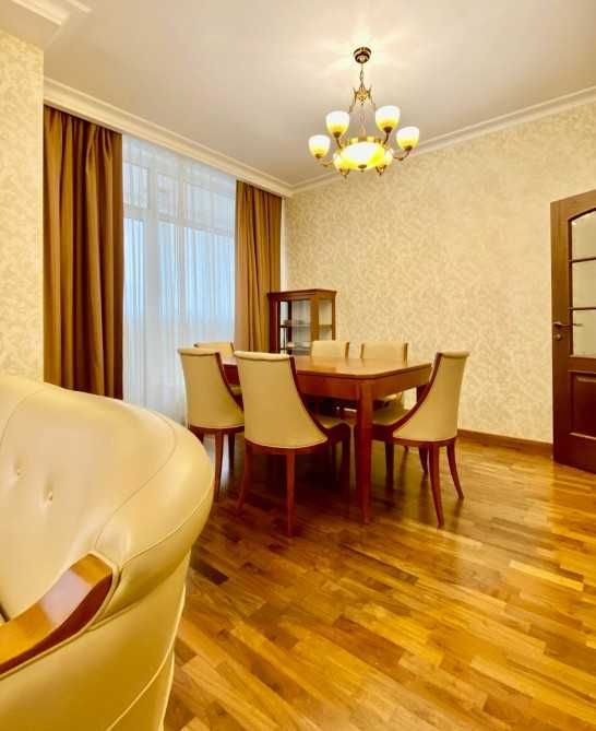 Без % ЖК Новопечерські Липки. Верхогляда 14 Драгомирова. 3-кім. 153 м2