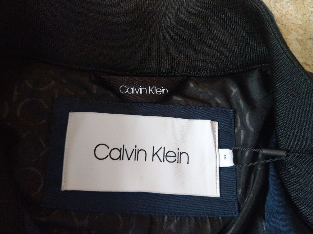 Kurtka Calvin Klein HARRINGTON Regular Fit rozm. S