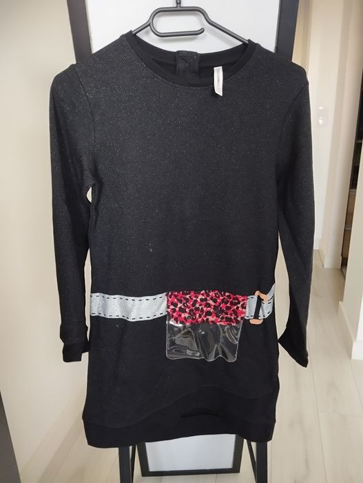 Sukienka coccodrillo rozmiar 146 czarna że srebrną nitką