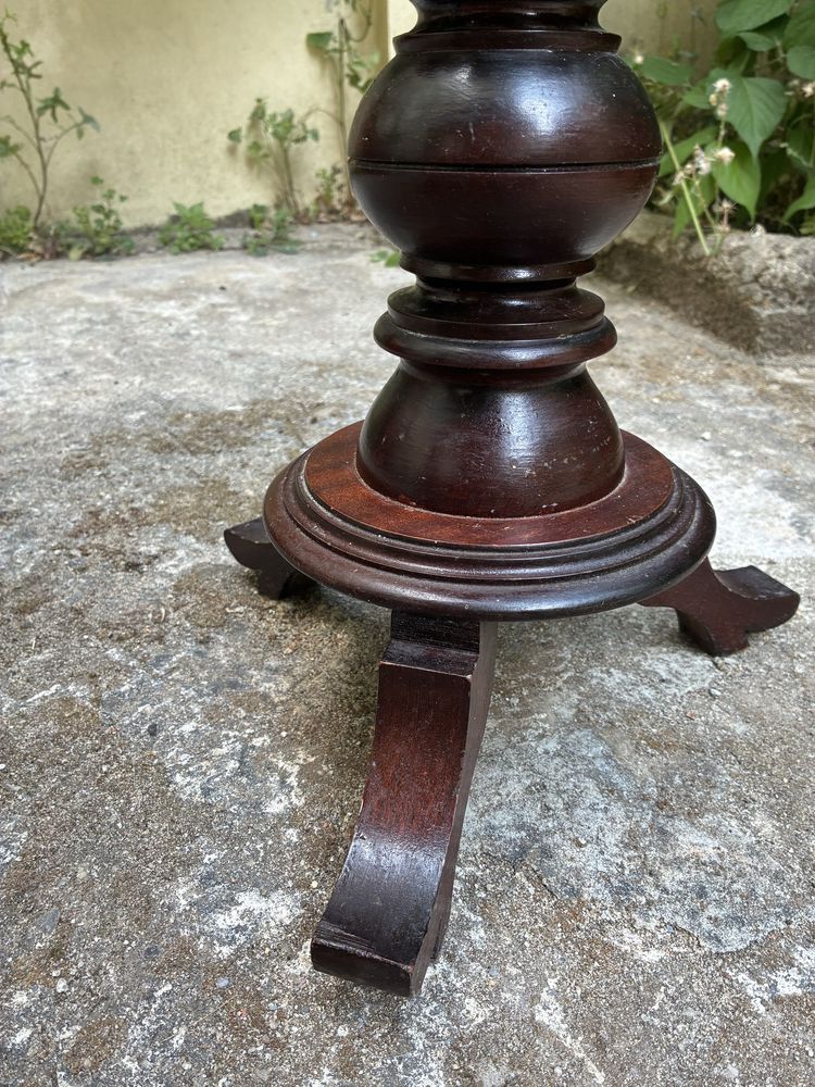 Coluna em Madeira