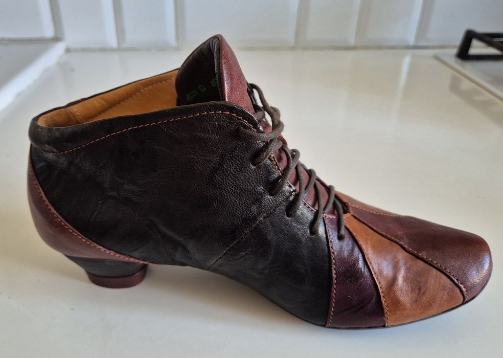 THINK ! roz. 38 Skóra naturalna w całości super stan