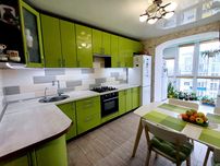 Продаж 2 кімн квартири. Центр. Автономка. Меблі. Техніка.