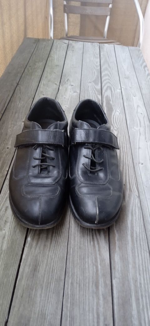 Damskie buty/mokasyny Prada