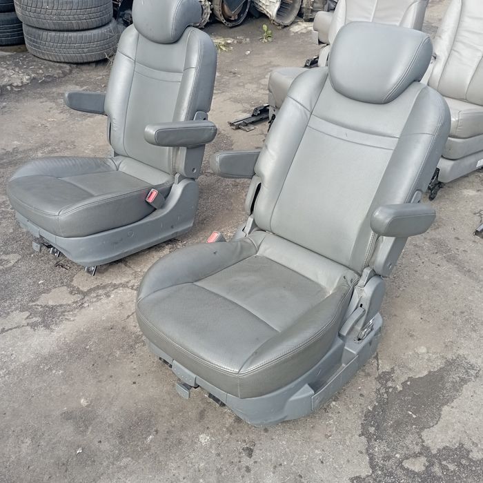 Автосидіння крісла, трансформер поворотні