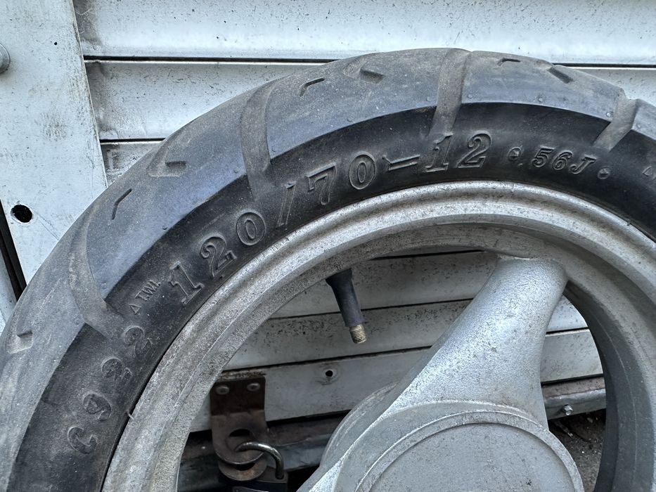 Колесо скутер 120/70-12 (19шлицов)