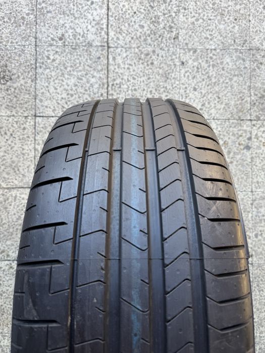 Pneus semi-novos 245/35R20