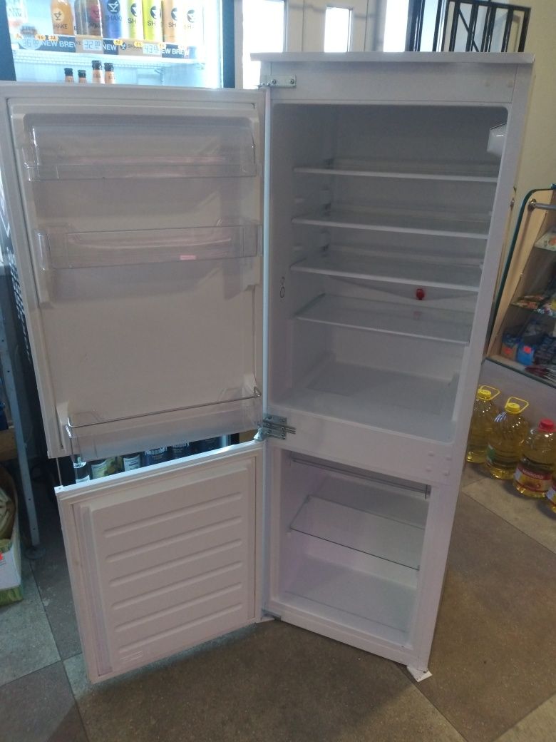 Холодильник під забудову Ikea 204.999.51