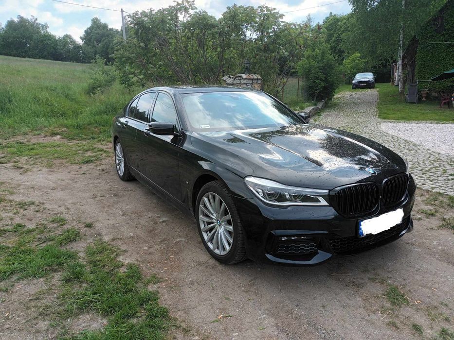 Pilne bmw 7 g11 iPERFORMANCE mPAKIET carbon