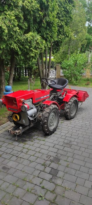 Traktorek ogrodowy