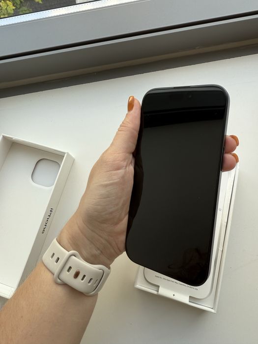 iPhone 15 256 GB Preto