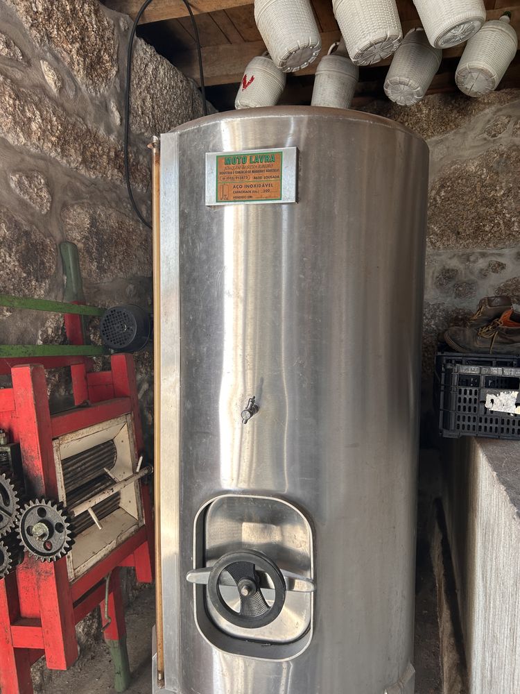 Vende-se 4 cubas