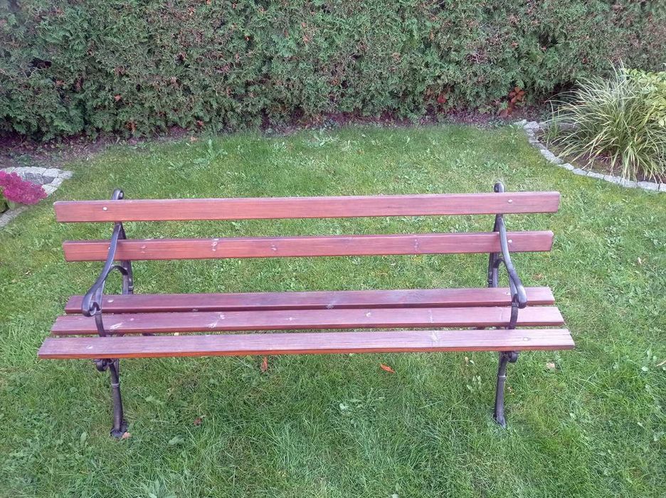 Ławka z oparciem - parkowa, ogrodowa.