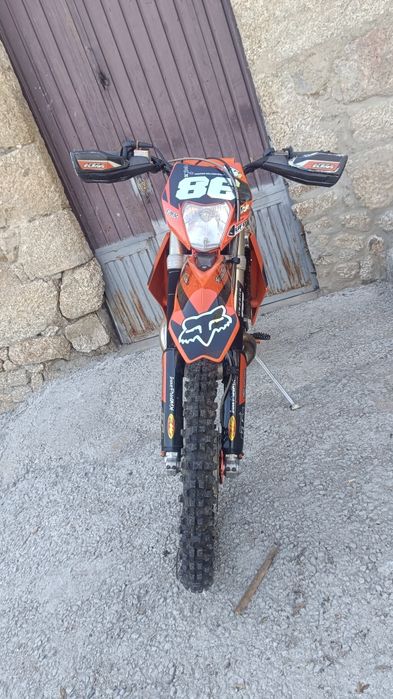 Vendo Ktm exc 250 2t matriculada