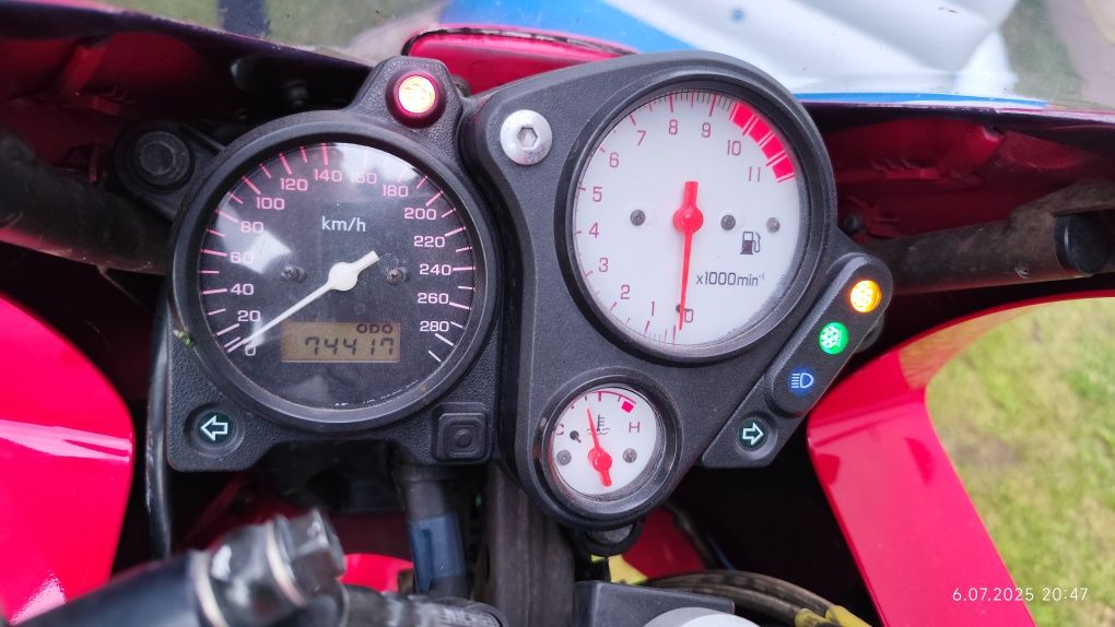 Honda VTR 1000 F