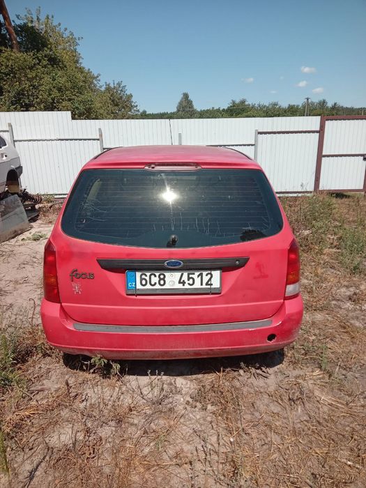 Розборка Ford Focus 1 універсал 1.6 бензин Форд Фокус по запчастинам