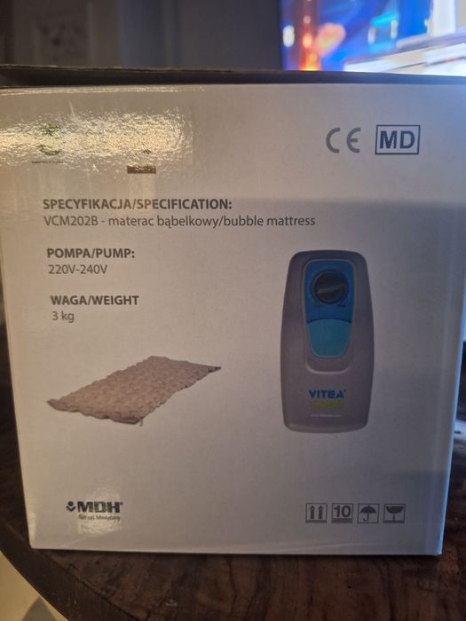 Materac przeciwodleżynowy z pompką