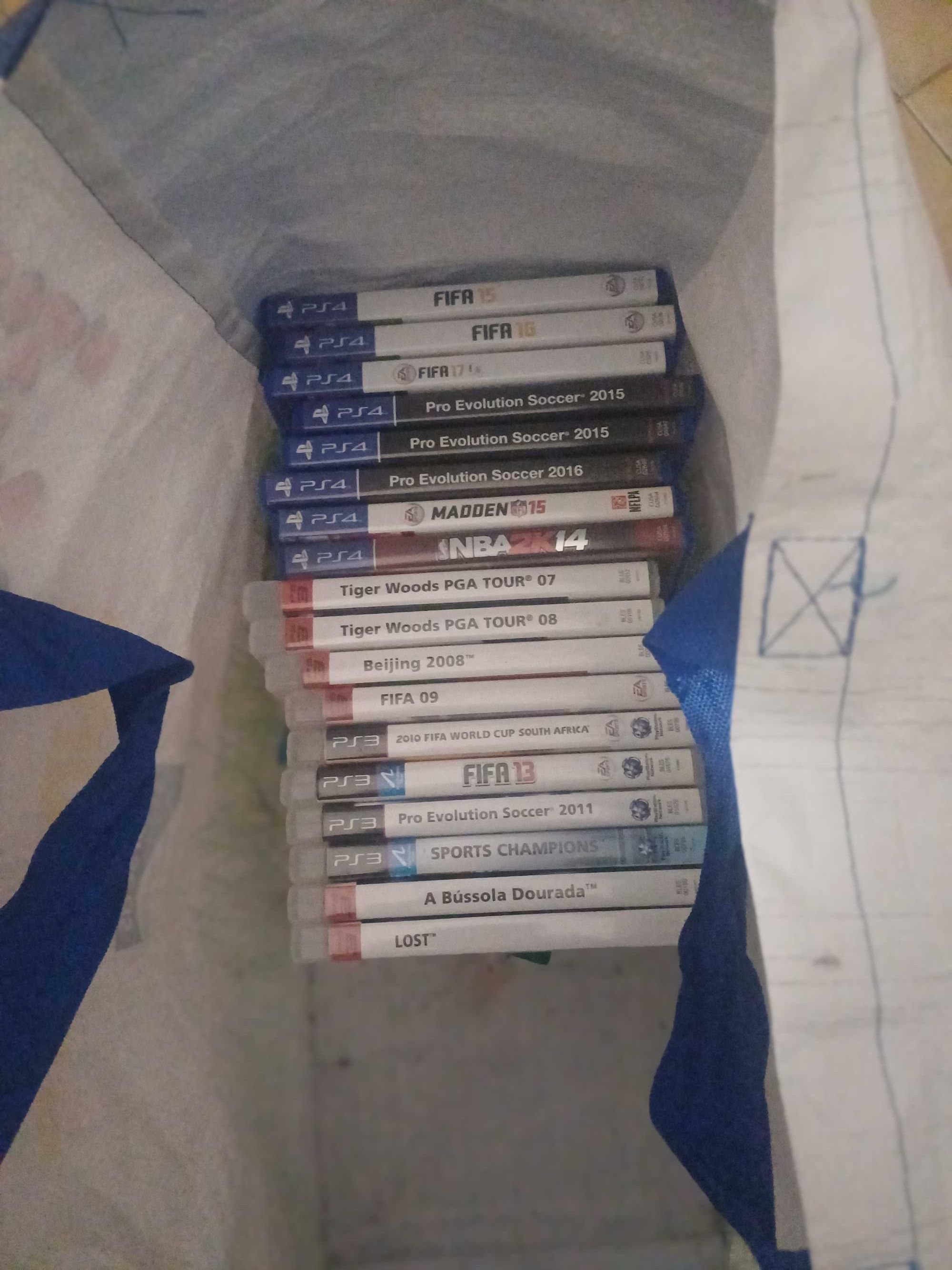 Jogos PS3 e PS4.