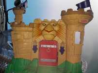 Brinquedo - castelo Ficher price castelo de cavaleiros com som