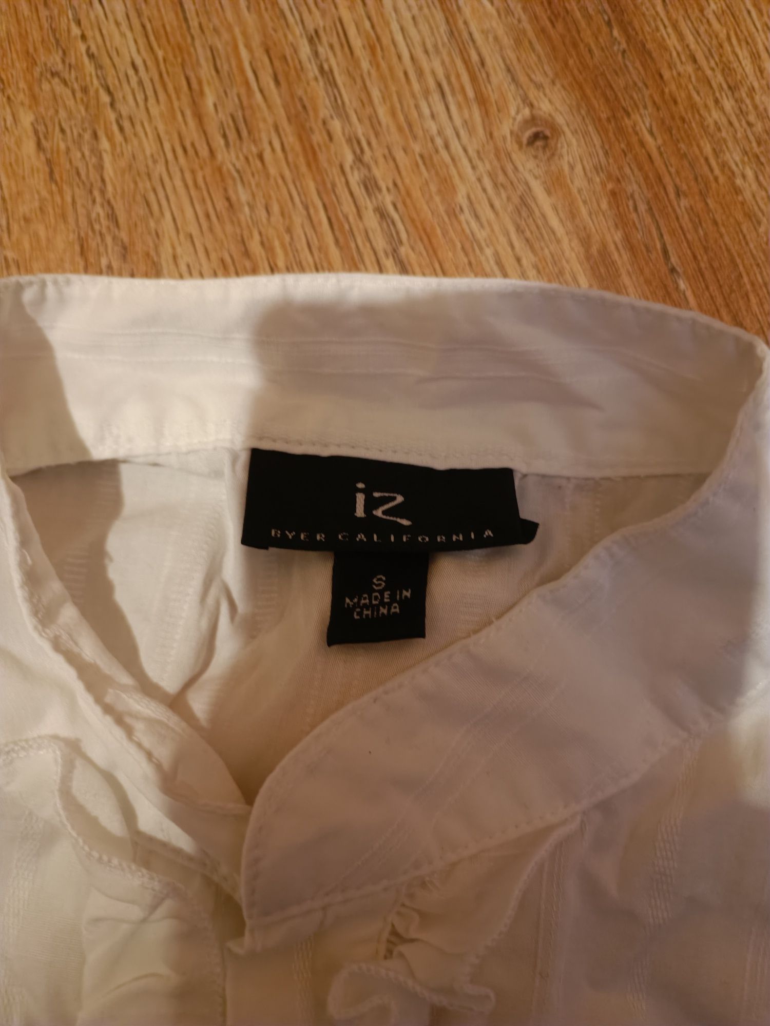 Piękne stylowe bluzeczki na lato w rozmiarze S