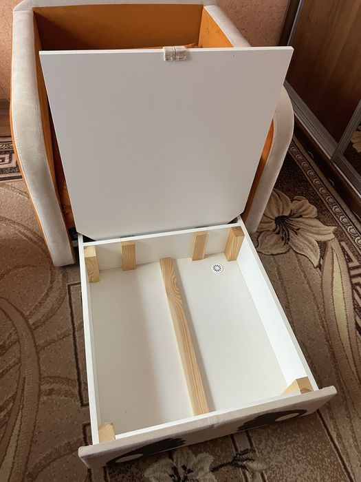 Продам розкладний диванчик